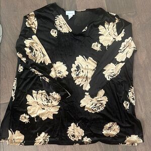 Avenue Black and Gold Floral Women's Top